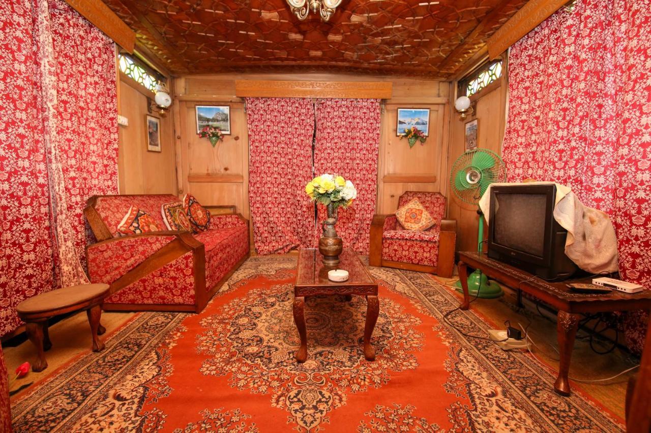 The Shelter Group Of Houseboats & Tour Organiser Srinagar  Ngoại thất bức ảnh