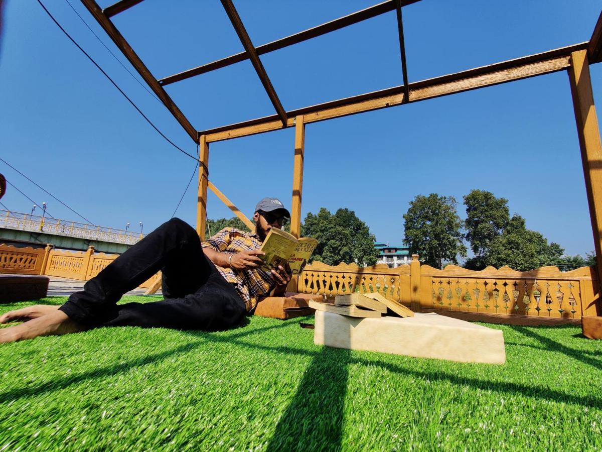 The Shelter Group Of Houseboats & Tour Organiser Srinagar  Ngoại thất bức ảnh